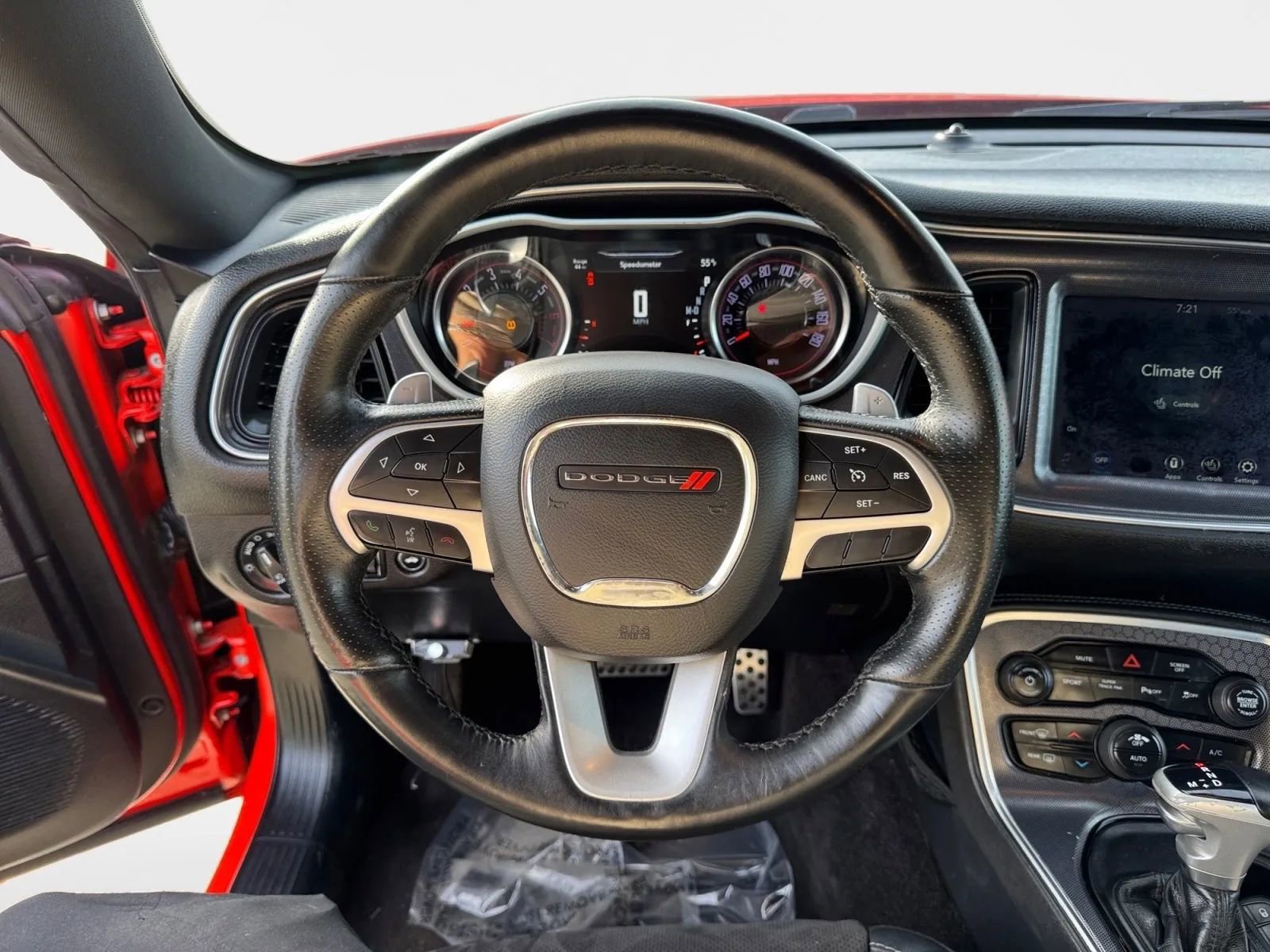 Used 2017 Dodge Challenger R/T Scat Pack w/ Leather Interior Group image 14