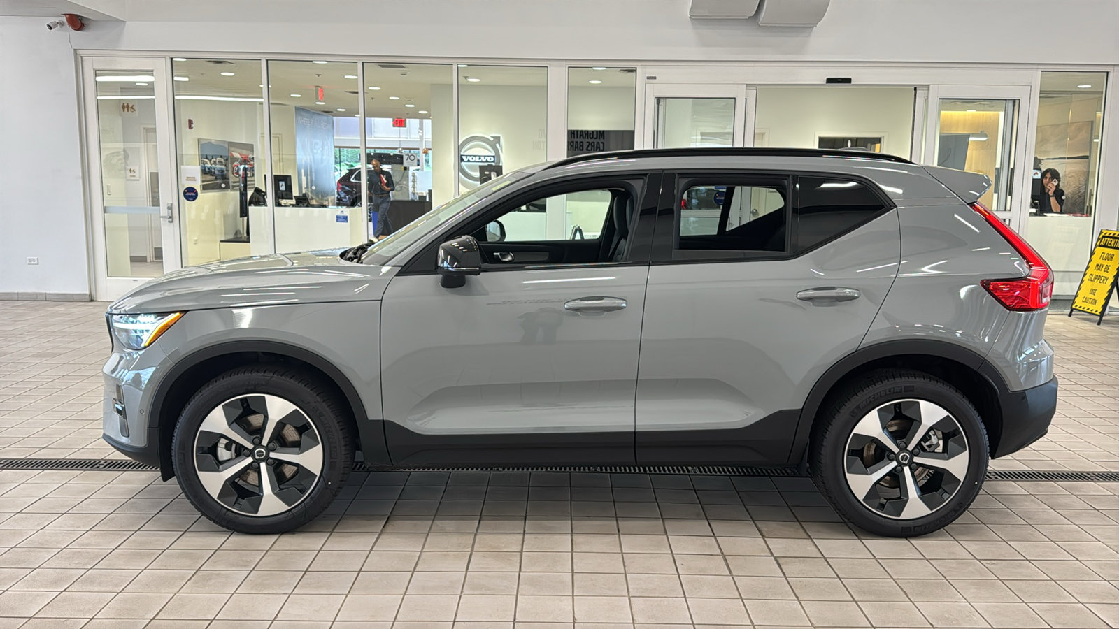 New 2026 Volvo XC40 B5 Plus w/ Protection Package Premier AWD/4WD image 8