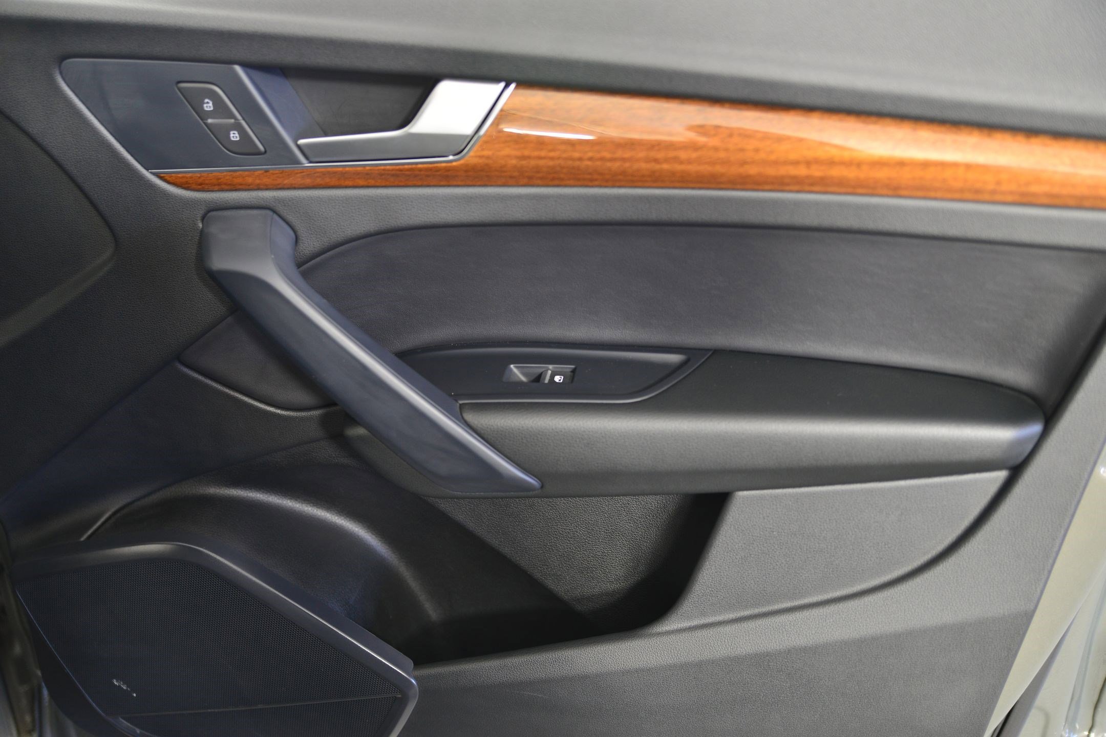 Certified 2023 Audi Q5 2.0T Premium w/ Convenience Package image 19