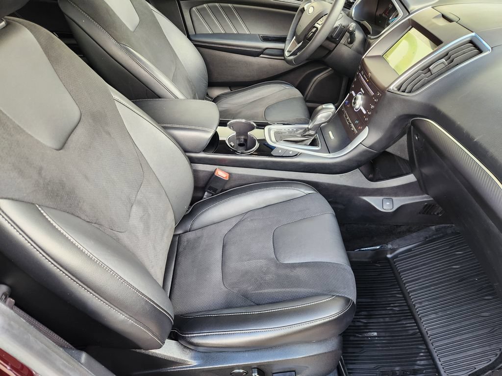 Used 2018 Ford Edge Sport w/ Equipment Group 401A AWD/4WD image 14