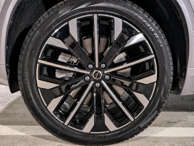 New 2026 Volvo XC90 T8 Ultra w/ Protection Package AWD/4WD image 10