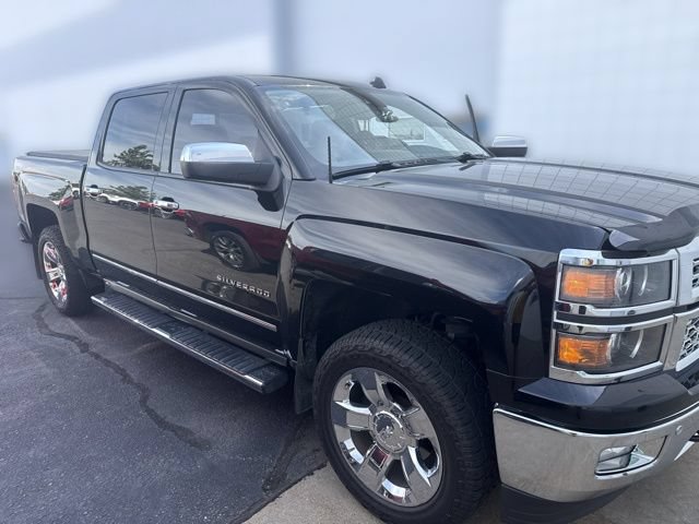 Used 2014 Chevrolet Silverado 1500 LTZ w/ LTZ Plus Package AWD/4WD image 2