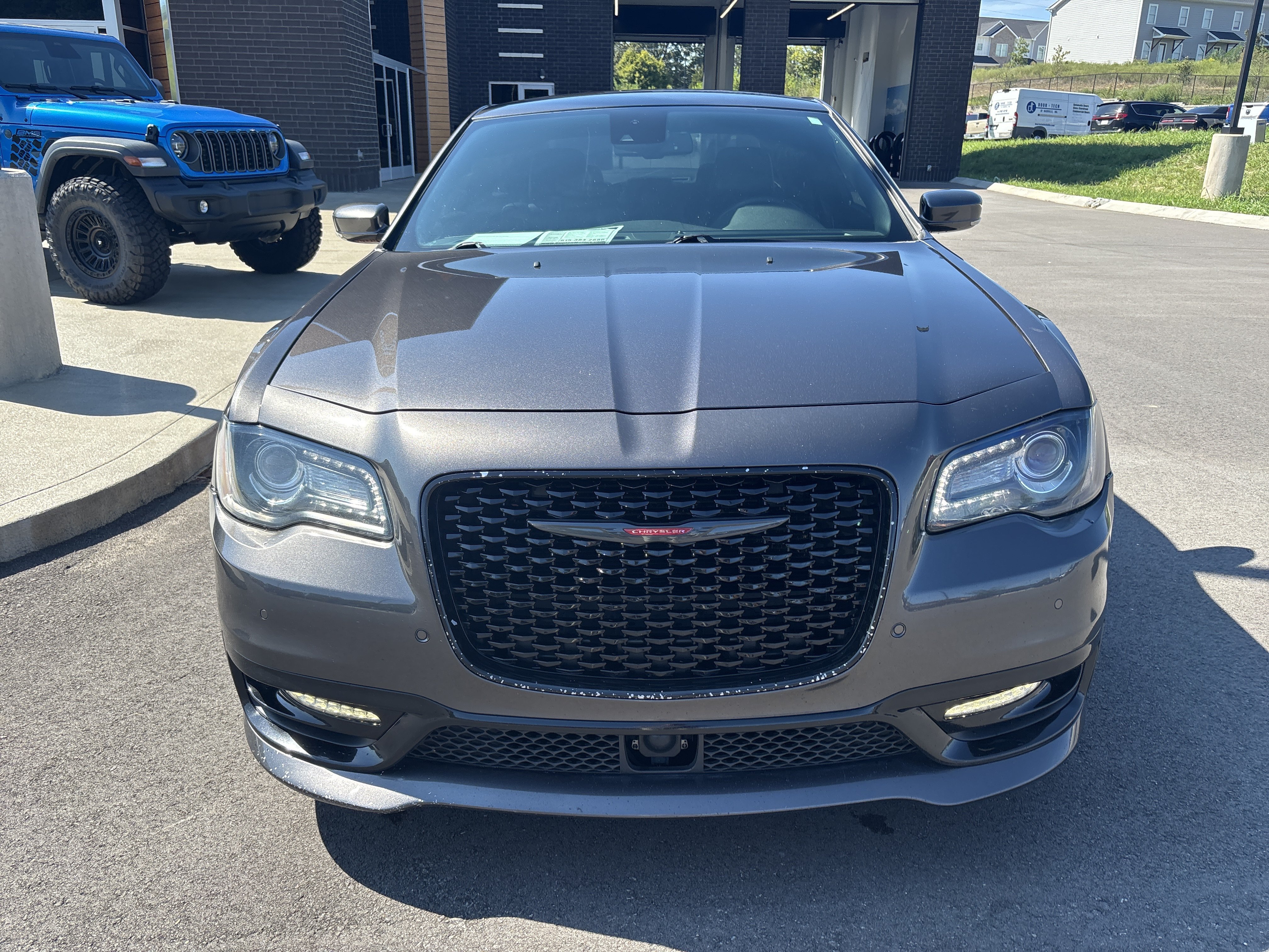 Used 2021 Chrysler 300 S w/ S Model Appearance Package RWD image 8
