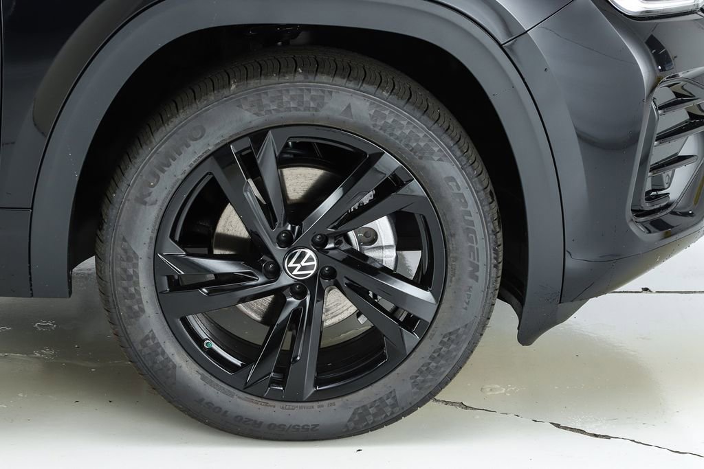 New 2026 Volkswagen Atlas Cross Sport SEL R-Line image 14