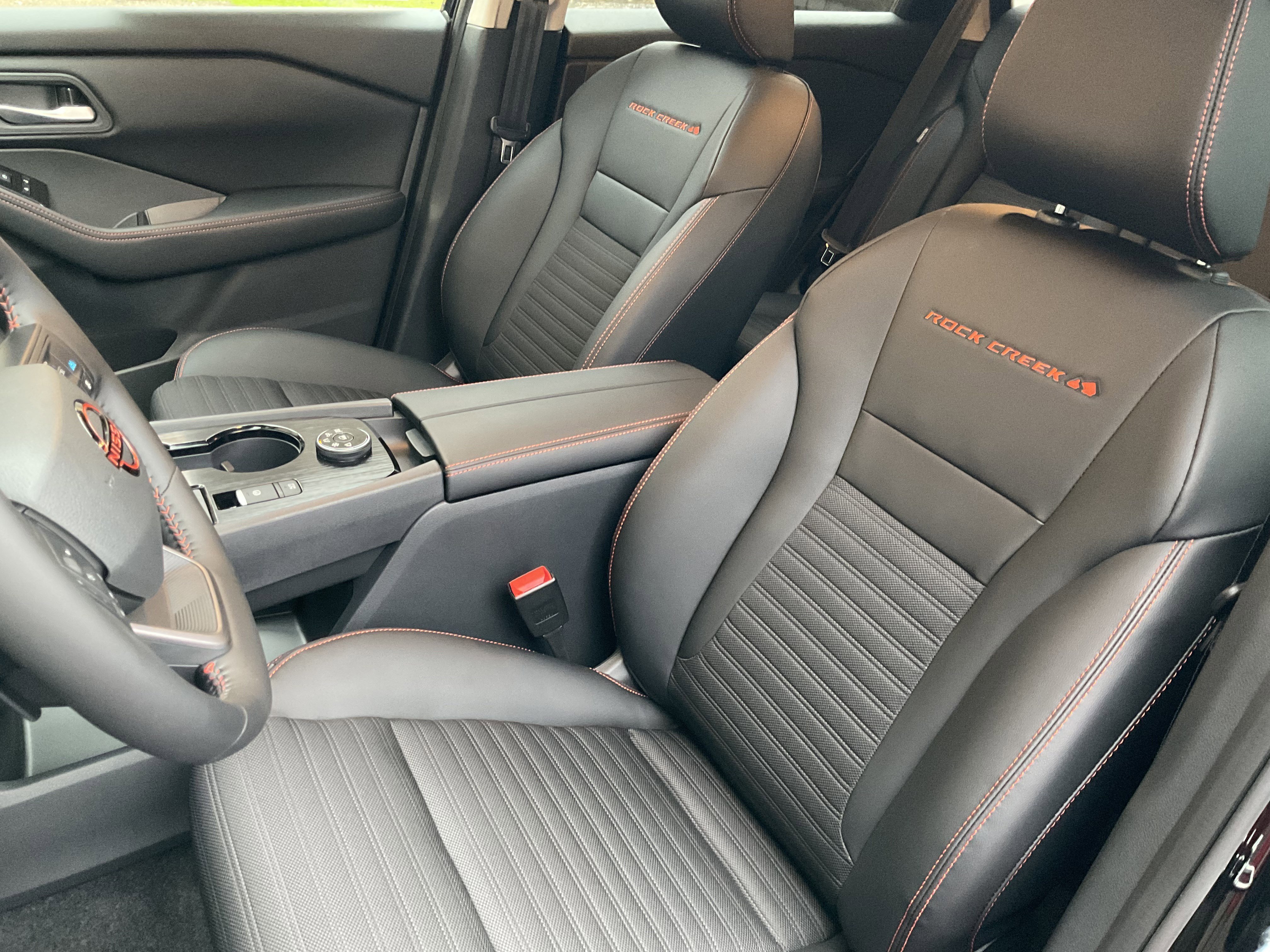 Used 2026 Nissan Rogue SV image 31