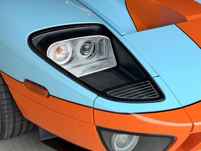 Used 2006 Ford GT RWD image 74
