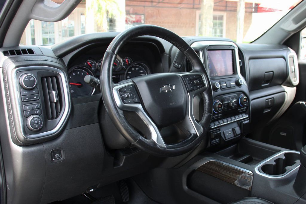 Used 2020 Chevrolet Silverado 1500 LT Trail Boss AWD/4WD image 18