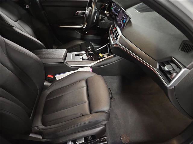 Used 2021 BMW 330i Sedan w/ Convenience Package RWD image 22