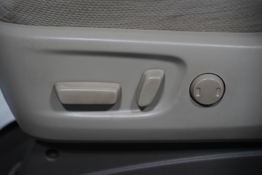 Certified 2020 Toyota Sienna LE FWD image 29