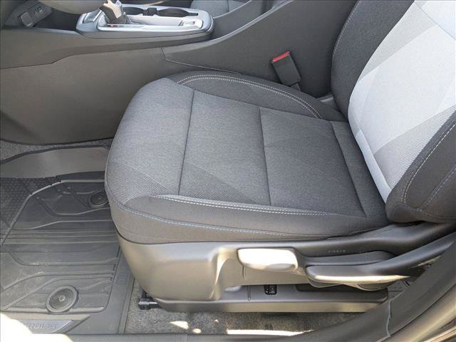 New 2026 Chevrolet Trax LS w/ LS Convenience Package FWD image 4