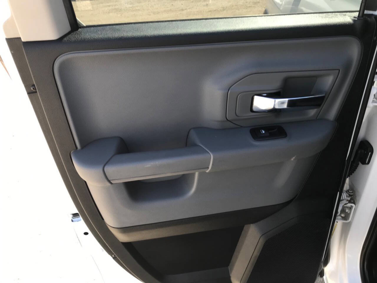 Used 2020 RAM 1500 Classic Warlock w/ Electronics Group image 18