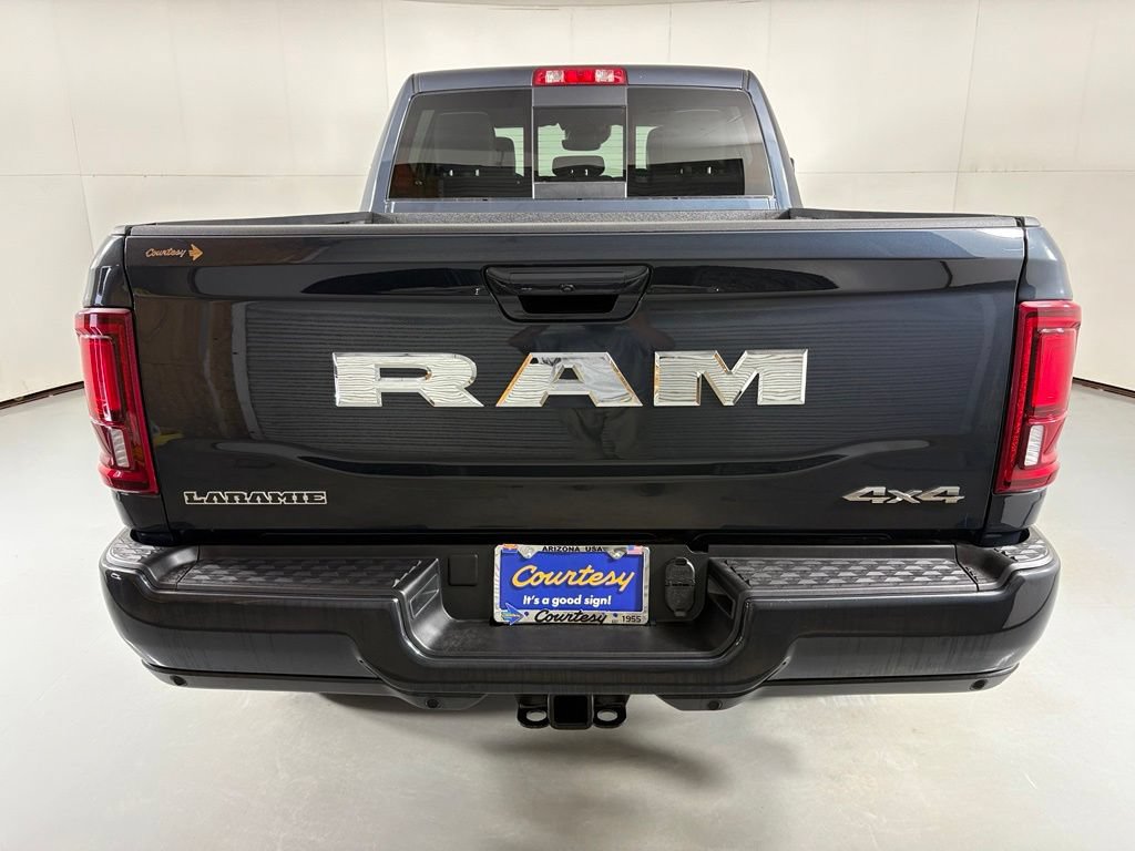 New 2026 RAM 2500 Laramie AWD/4WD image 7