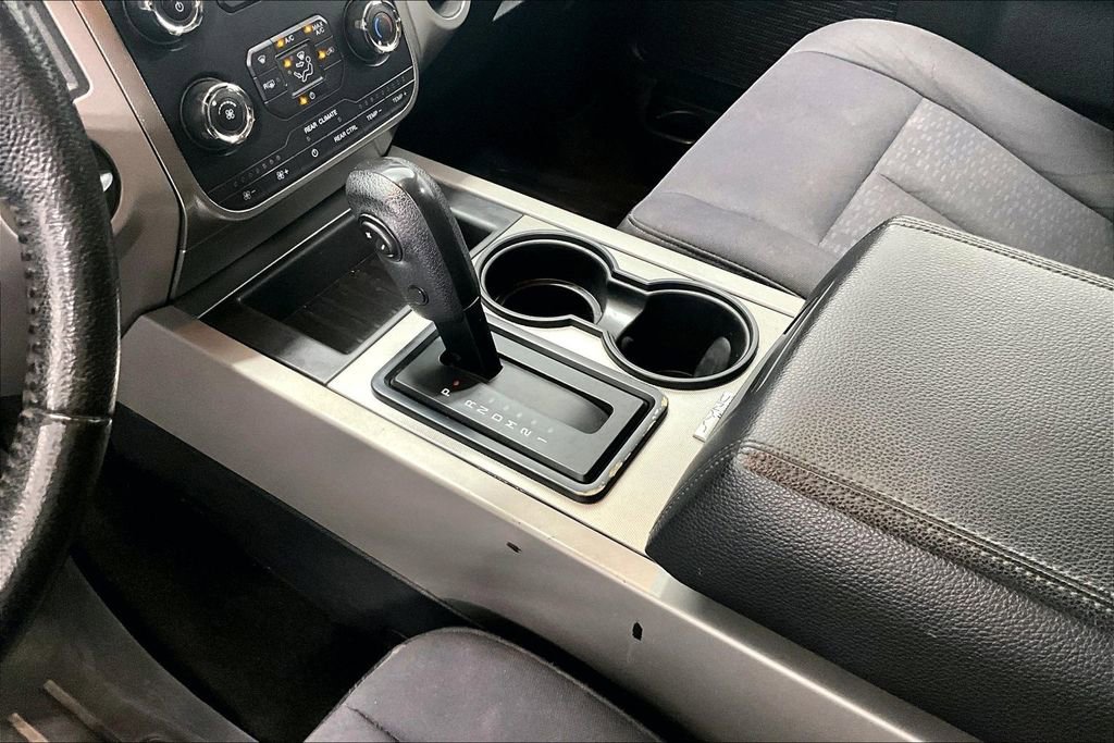 Used 2015 Ford Expedition XLT RWD image 13