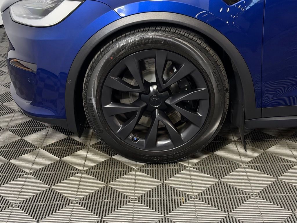 Used 2023 Tesla Model X image 12