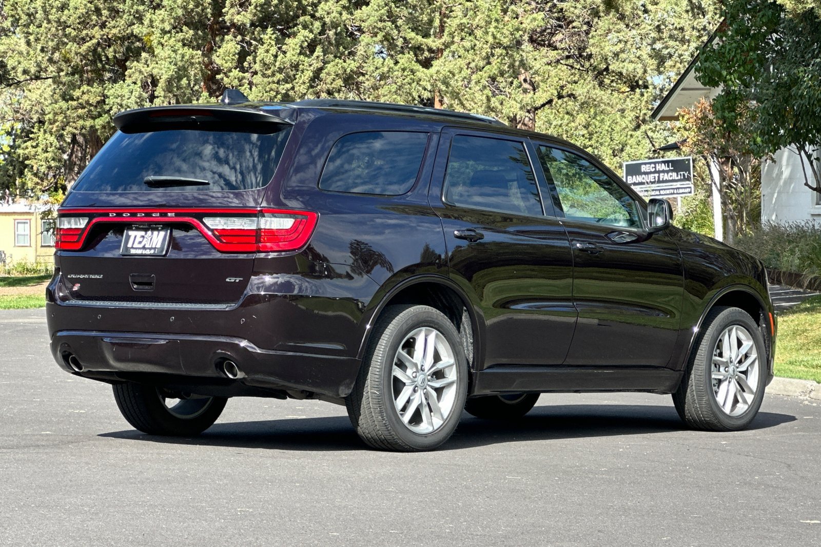 Used 2025 Dodge Durango GT AWD/4WD image 4