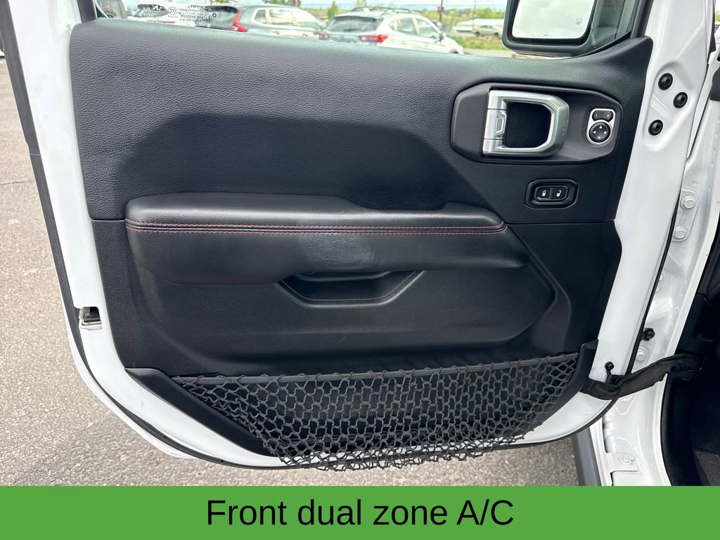 Used 2018 Jeep Wrangler Unlimited Rubicon AWD/4WD image 13