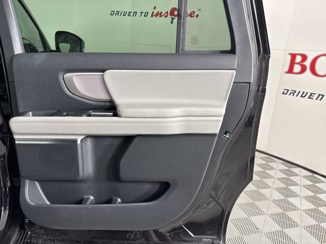 New 2025 Ford Expedition Max Active image 24