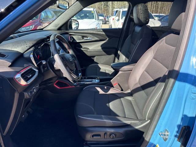 Used 2023 Chevrolet TrailBlazer RS w/ Sun and Liftgate Package AWD/4WD image 8