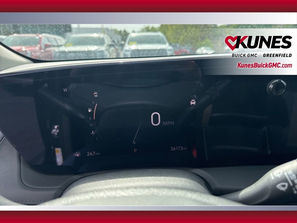Used 2025 Buick Encore GX Preferred AWD/4WD image 26