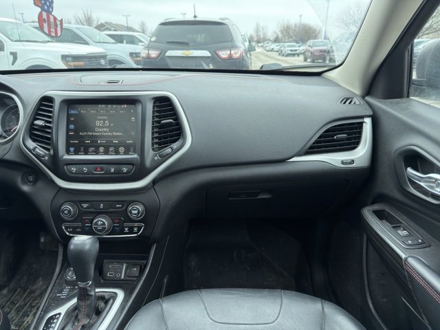 Used 2014 Jeep Cherokee Trailhawk w/ Technology Group image 11