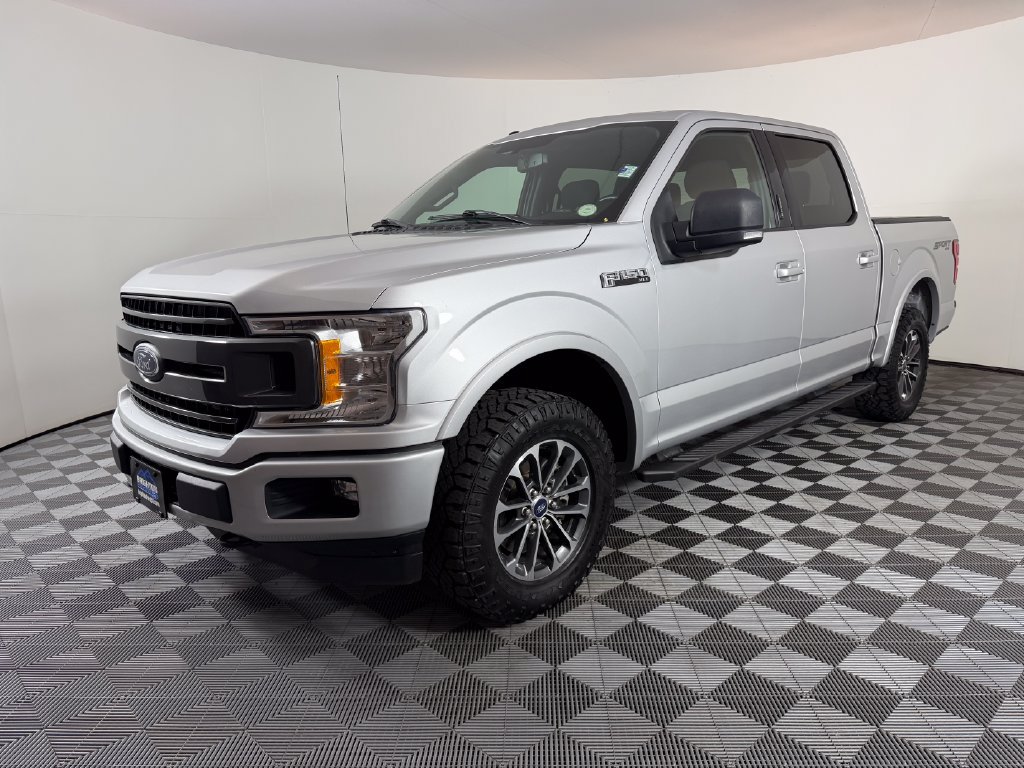 Used 2018 Ford F150 XLT w/ Equipment Group 302A Luxury AWD/4WD image 7