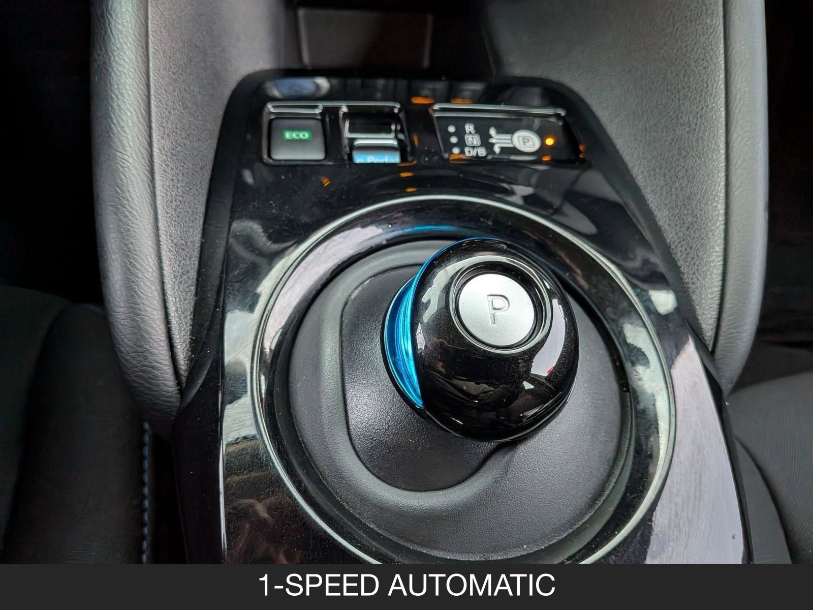 Certified 2024 Nissan Leaf SV Plus image 17