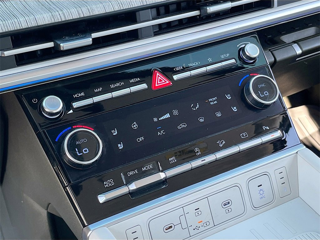 Used 2024 Hyundai Santa Fe Calligraphy image 16