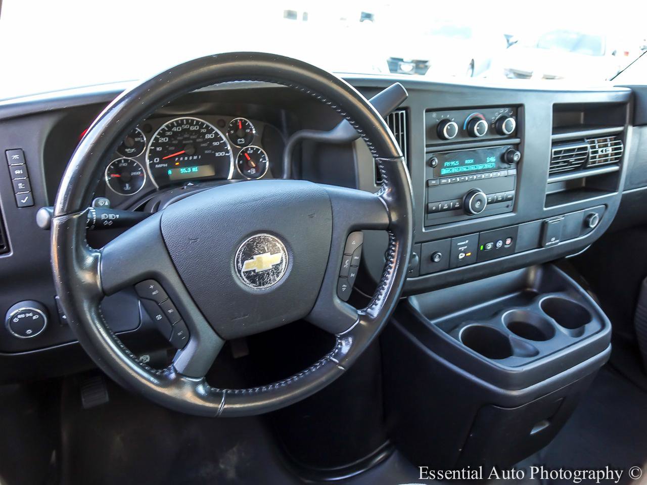 Used 2021 Chevrolet Express 4500 w/ Power Convenience Package RWD image 13