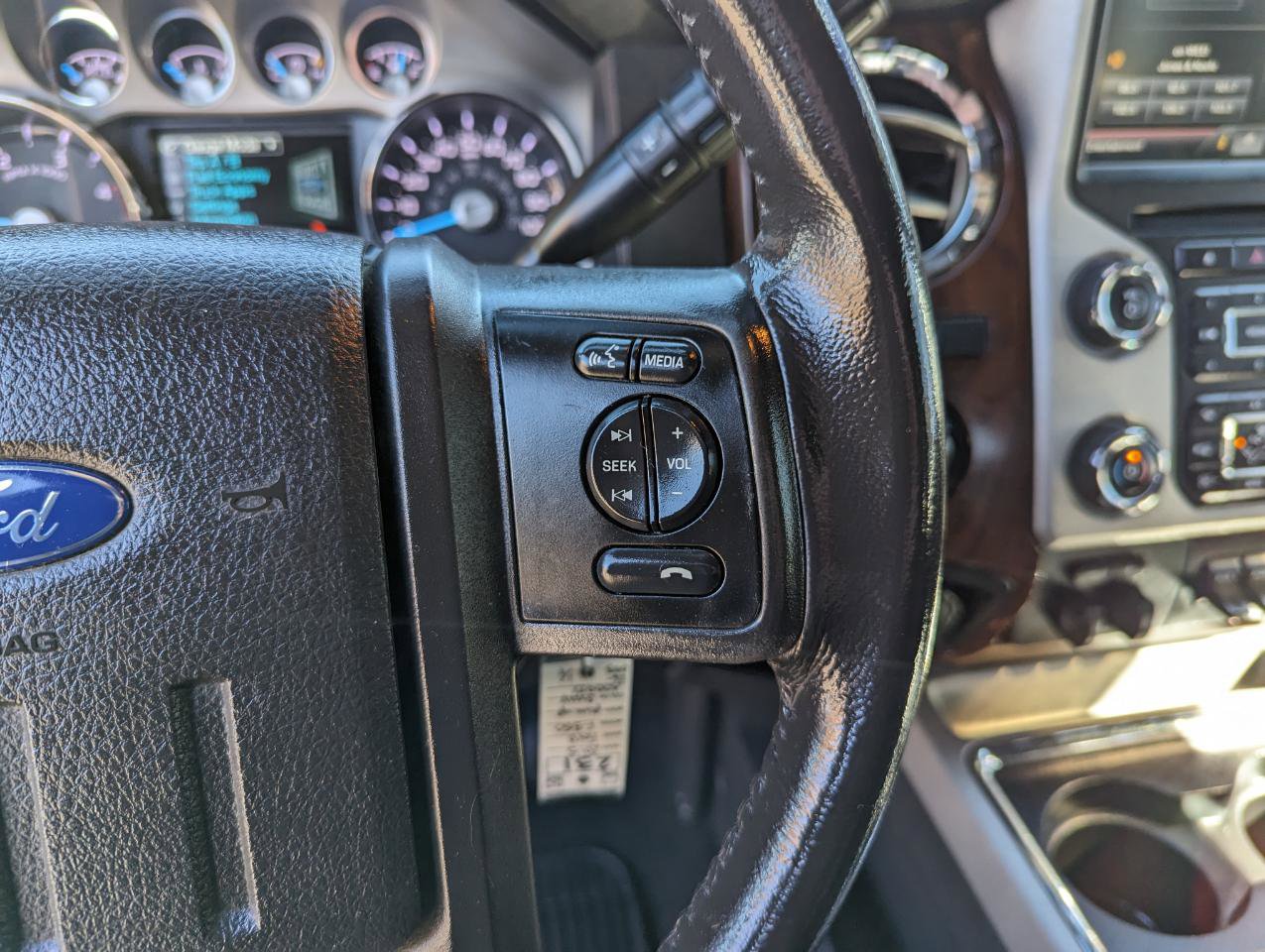 Used 2015 Ford F350 Lariat w/ Lariat Ultimate Package image 17