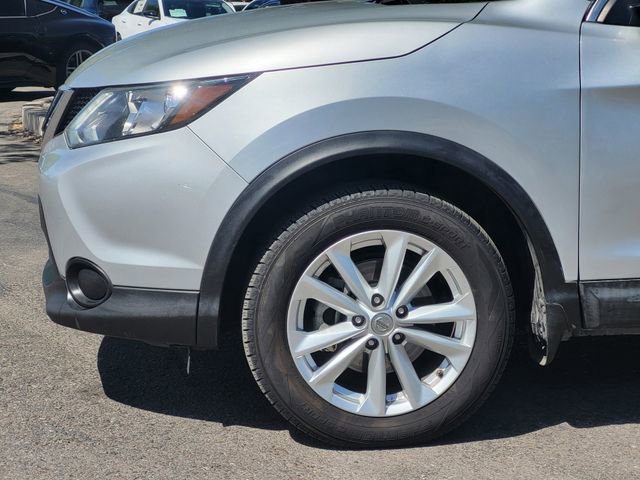 Used 2018 Nissan Rogue Sport S w/ S Appearance Package FWD image 6