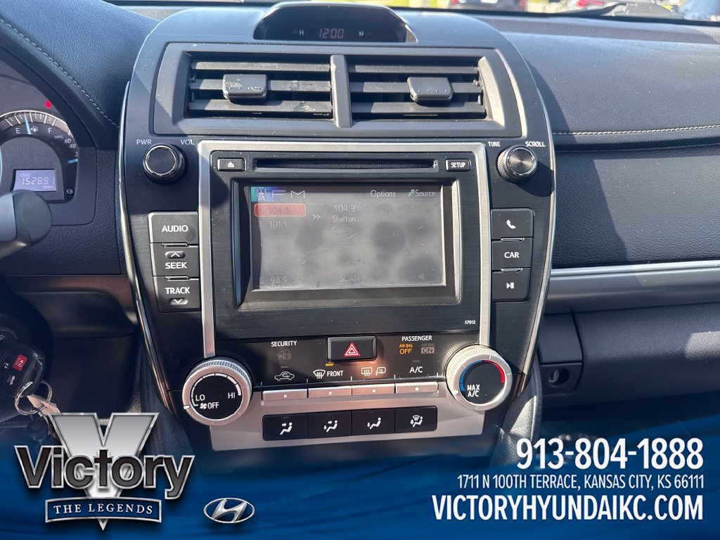 Used 2012 Toyota Camry SE FWD image 18