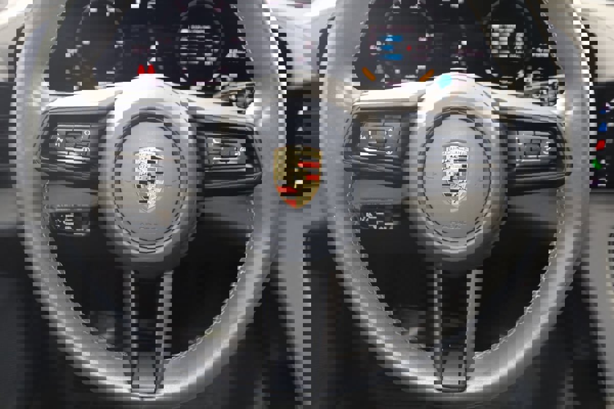 Used 2020 Porsche Taycan 4S image 47