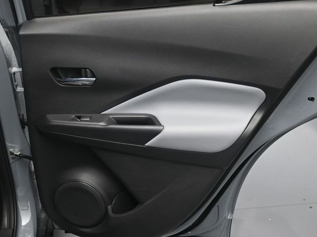 Used 2023 Nissan Kicks SR w/ SR Premium Package image 29