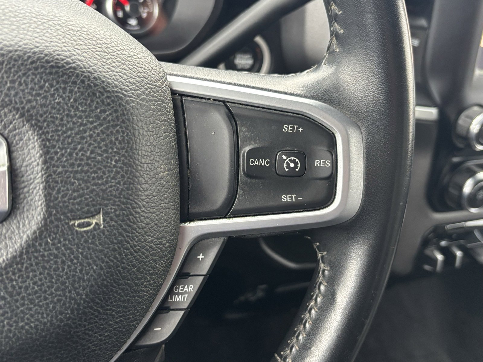 Used 2024 RAM 2500 Big Horn w/ Off Road Package image 25