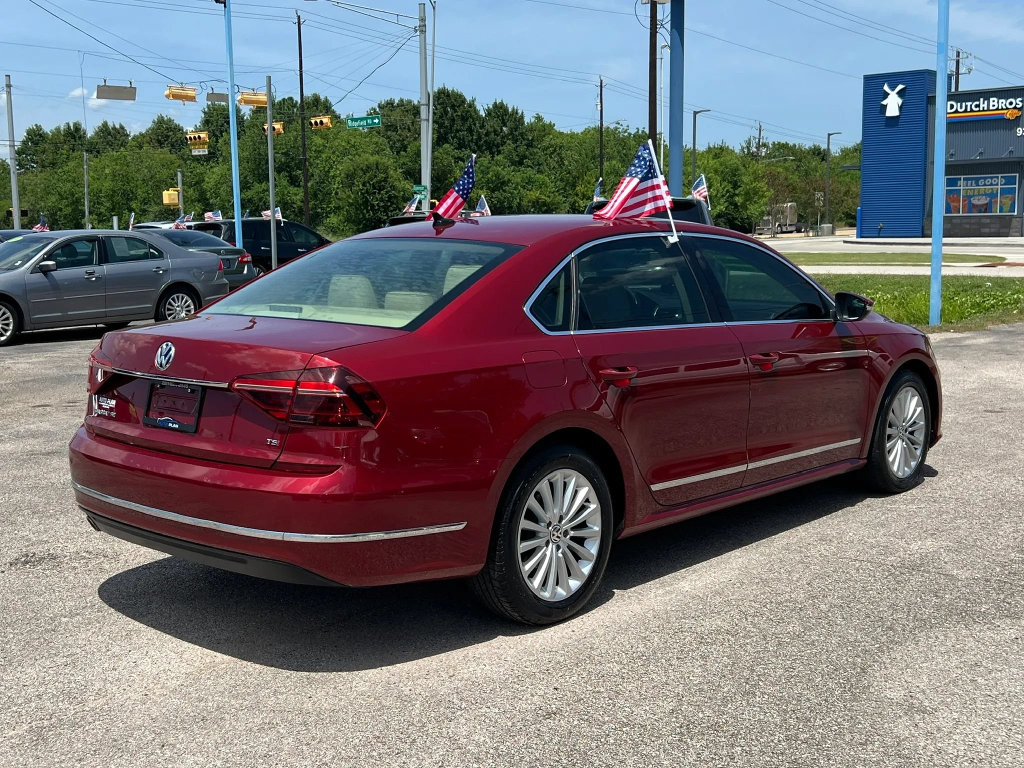 Used 2017 Volkswagen Passat 1.8T SE FWD image 6