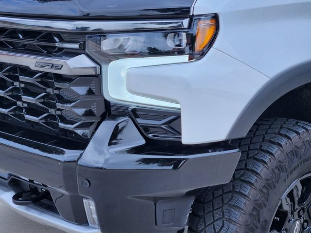 Used 2026 Chevrolet Silverado 1500 ZR2 w/ Dark Appearance Package AWD/4WD image 9