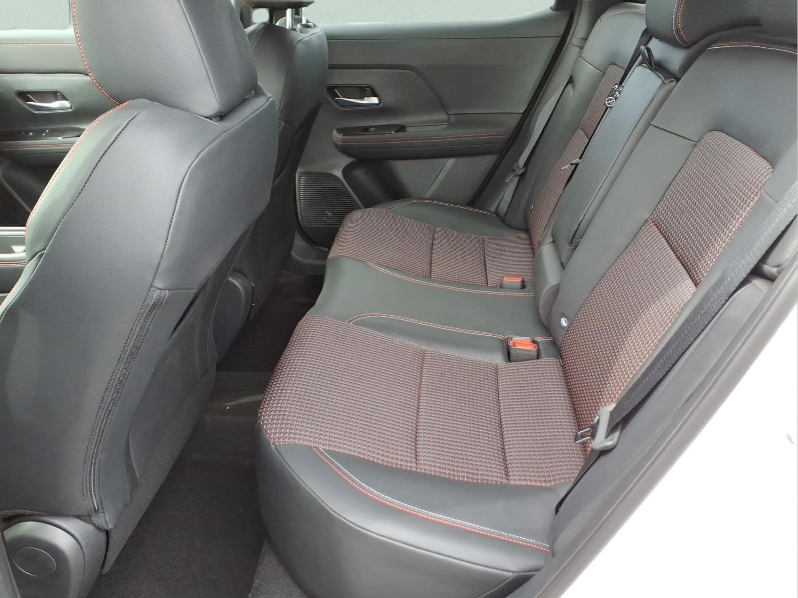 Certified 2025 Nissan Kicks SR AWD/4WD image 21
