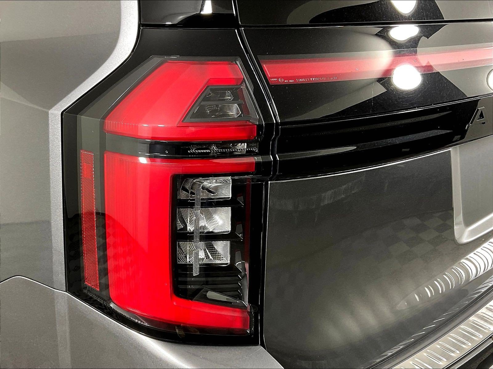 New 2026 Nissan Armada PRO-4X AWD/4WD image 15