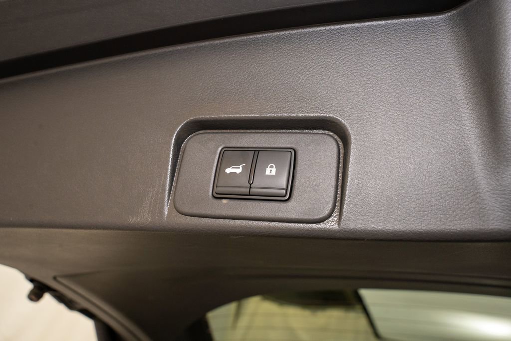 Certified 2023 Nissan Rogue SV w/ SV Premium B Package image 6