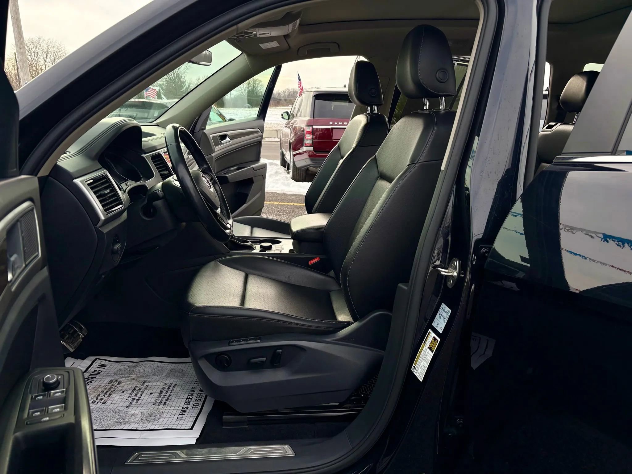 Used 2018 Volkswagen Atlas SEL w/ R-Line Package image 19