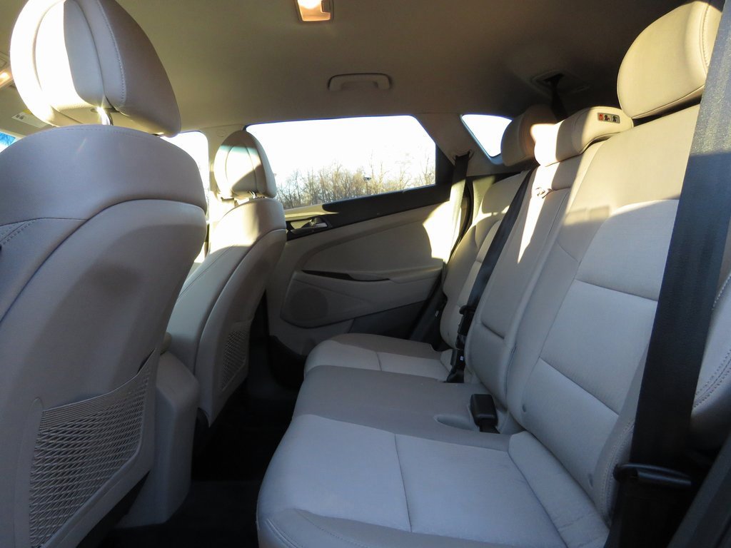 Used 2016 Hyundai Tucson SE w/ Option Group 02 image 19