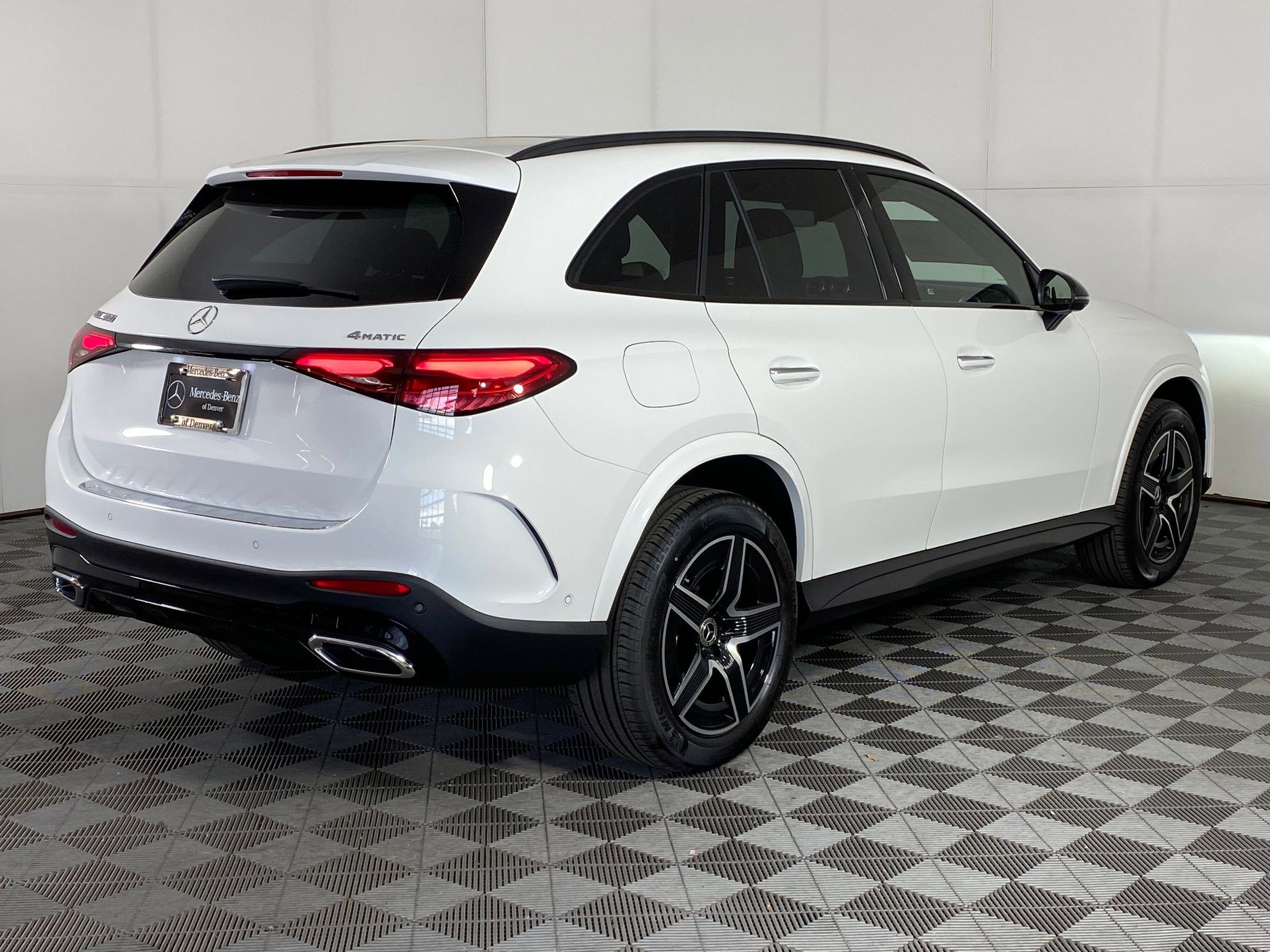 New 2026 Mercedes-Benz GLC 300 4MATIC image 8