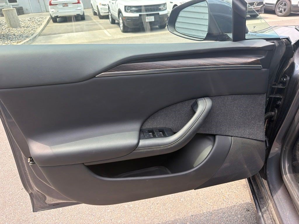 Used 2021 Tesla Model S Plaid AWD/4WD image 14