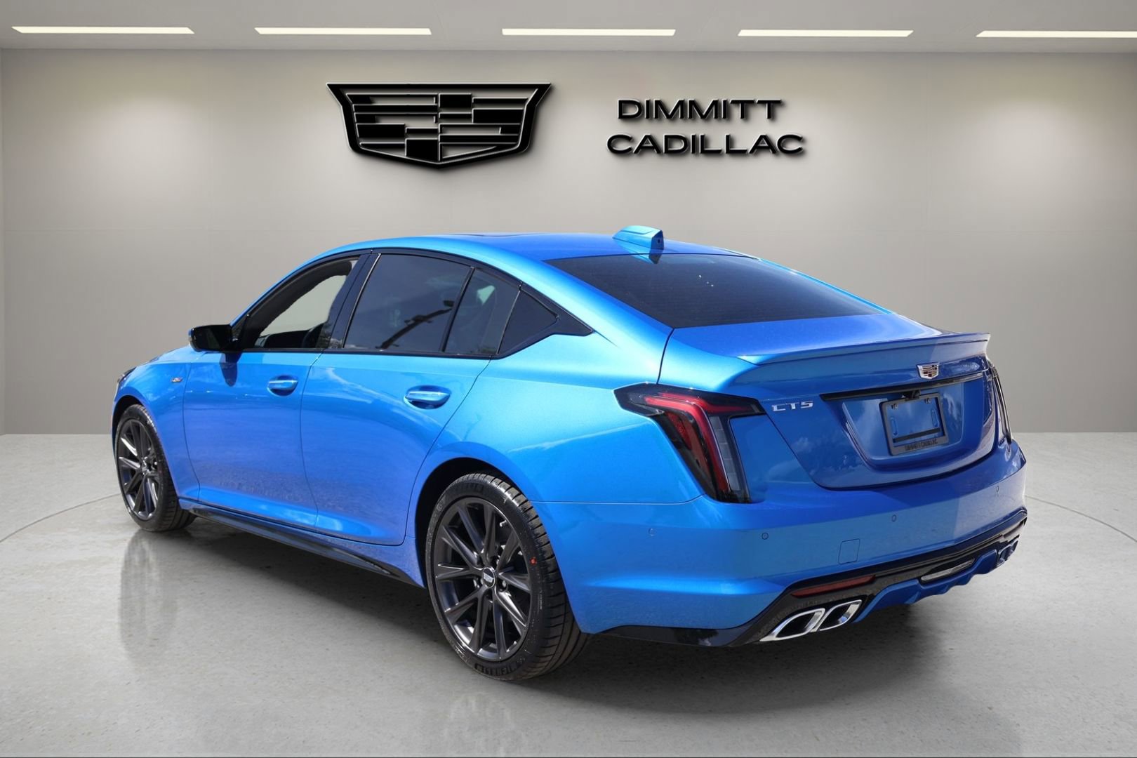 New 2026 Cadillac CT5 V image 3