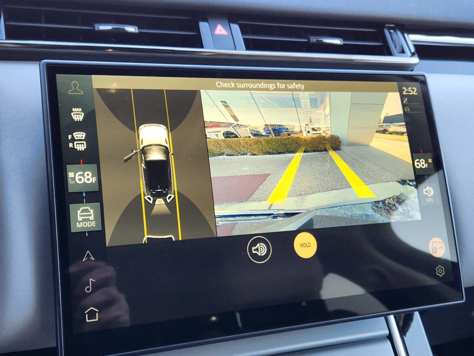 Certified 2025 Land Rover Range Rover Velar S image 22