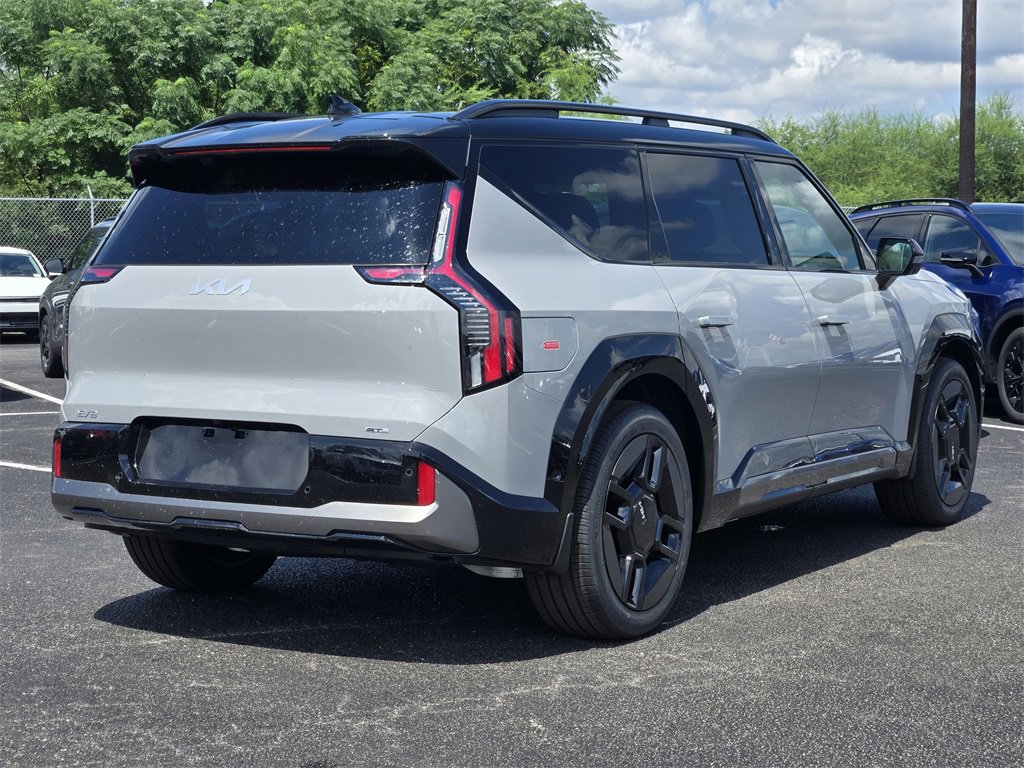 New 2026 Kia EV9 GT-Line image 3