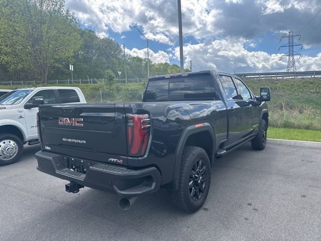 Used 2024 GMC Sierra 2500 AT4 w/ AT4 Preferred Package image 18