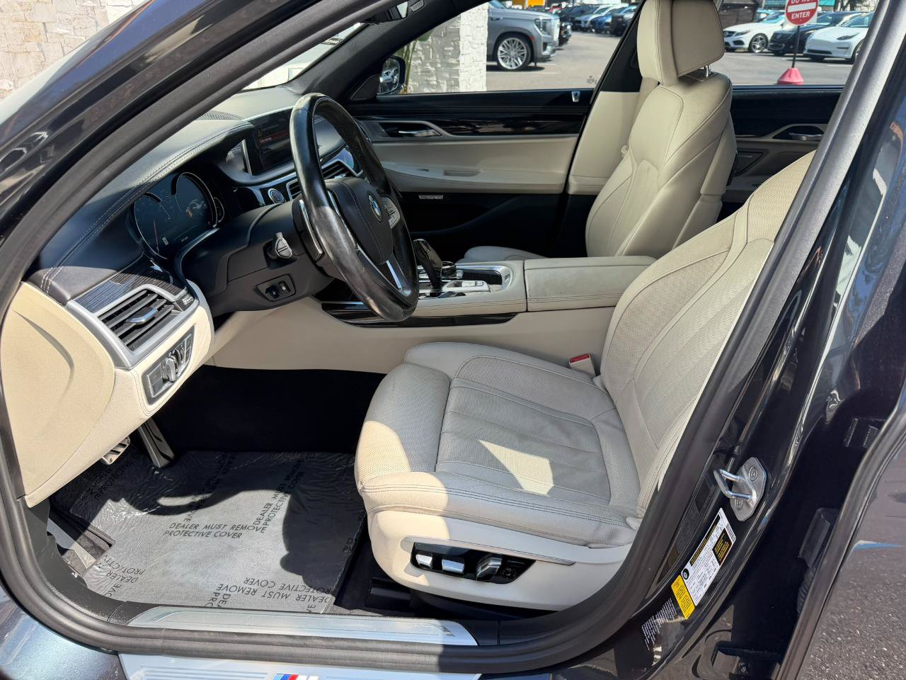 Used 2017 BMW 740i RWD image 22