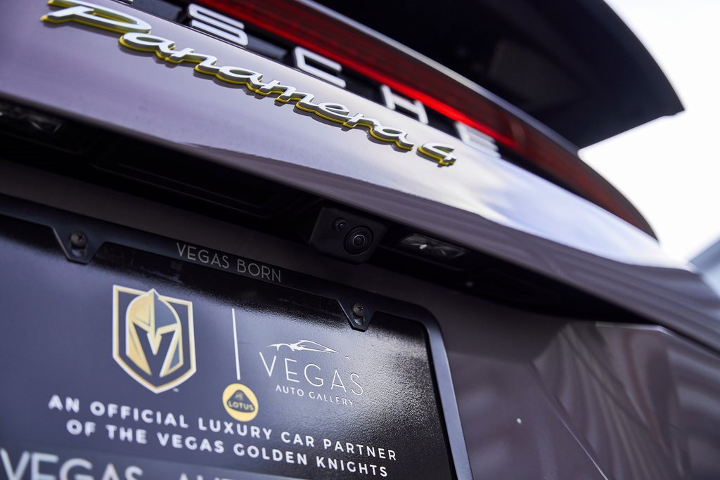 Used 2025 Porsche Panamera 4 w/ Premium Package image 14