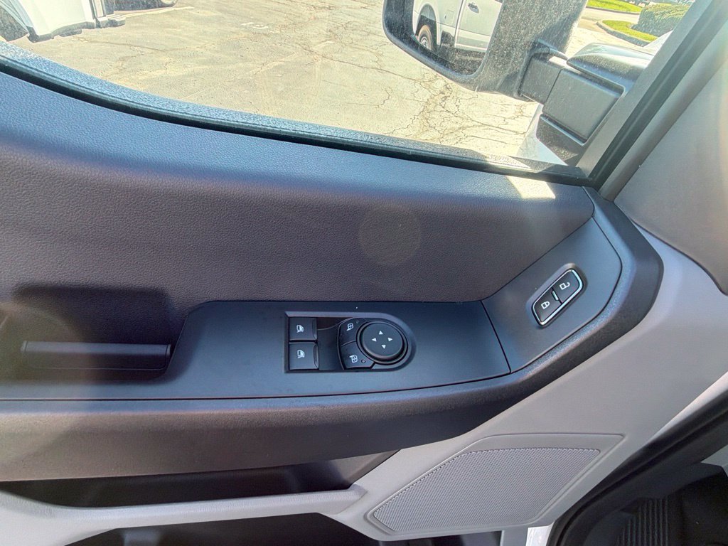 New 2027 Ford F250 XL RWD image 14